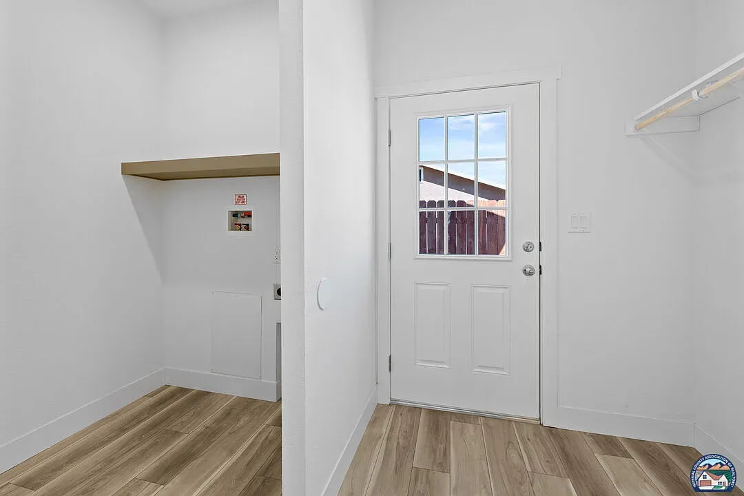 Plan 1 — interior