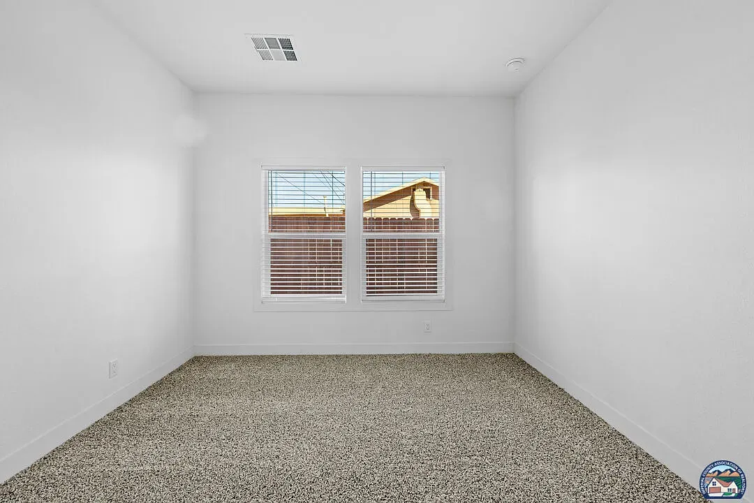 Plan 1 — interior